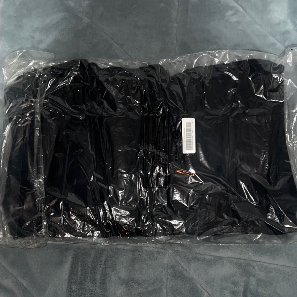 Supreme Cross Box Logo Hooded Sweatshirt (FW20) - Picture 2 of 4